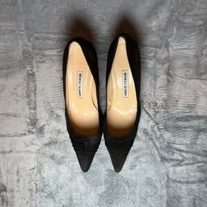Manolo Blahnik Black Suede Pointy Toe Heels Size 38.5 Carolyn Bessette Vibes